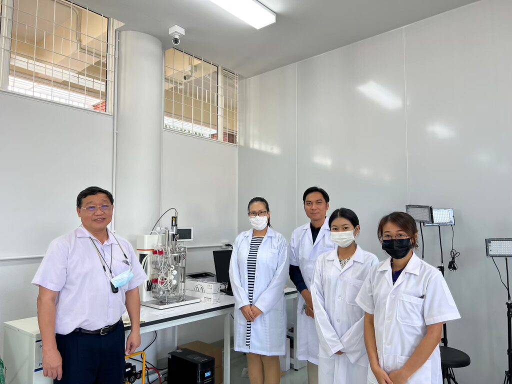 ติดตั้งตรวจรับเครื่อง Bioreactor ม.พายัพ